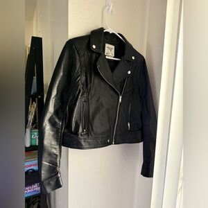 Abercrombie Faux Leather Jacket 🖤